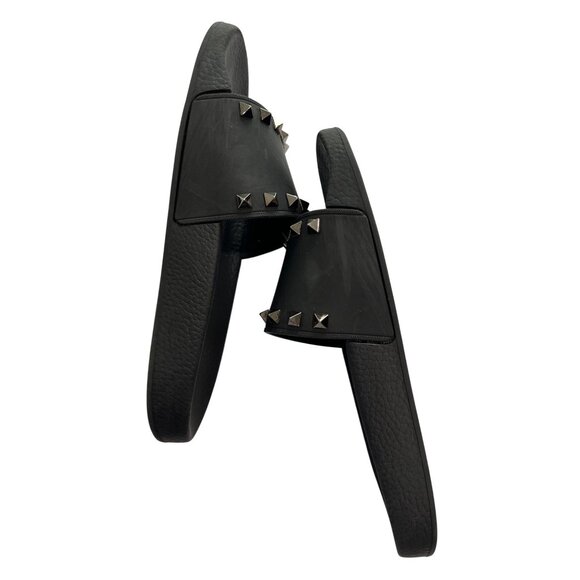 Valentino Garavani Rockstud Slide Sandals in Black - Picture 4 of 5